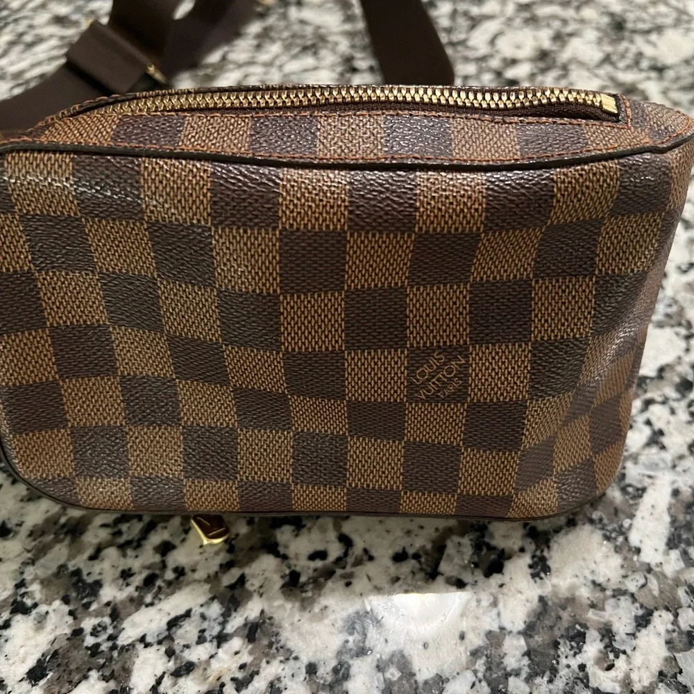 Louis Vuitton Damier Geronimos - Picture 9 of 16